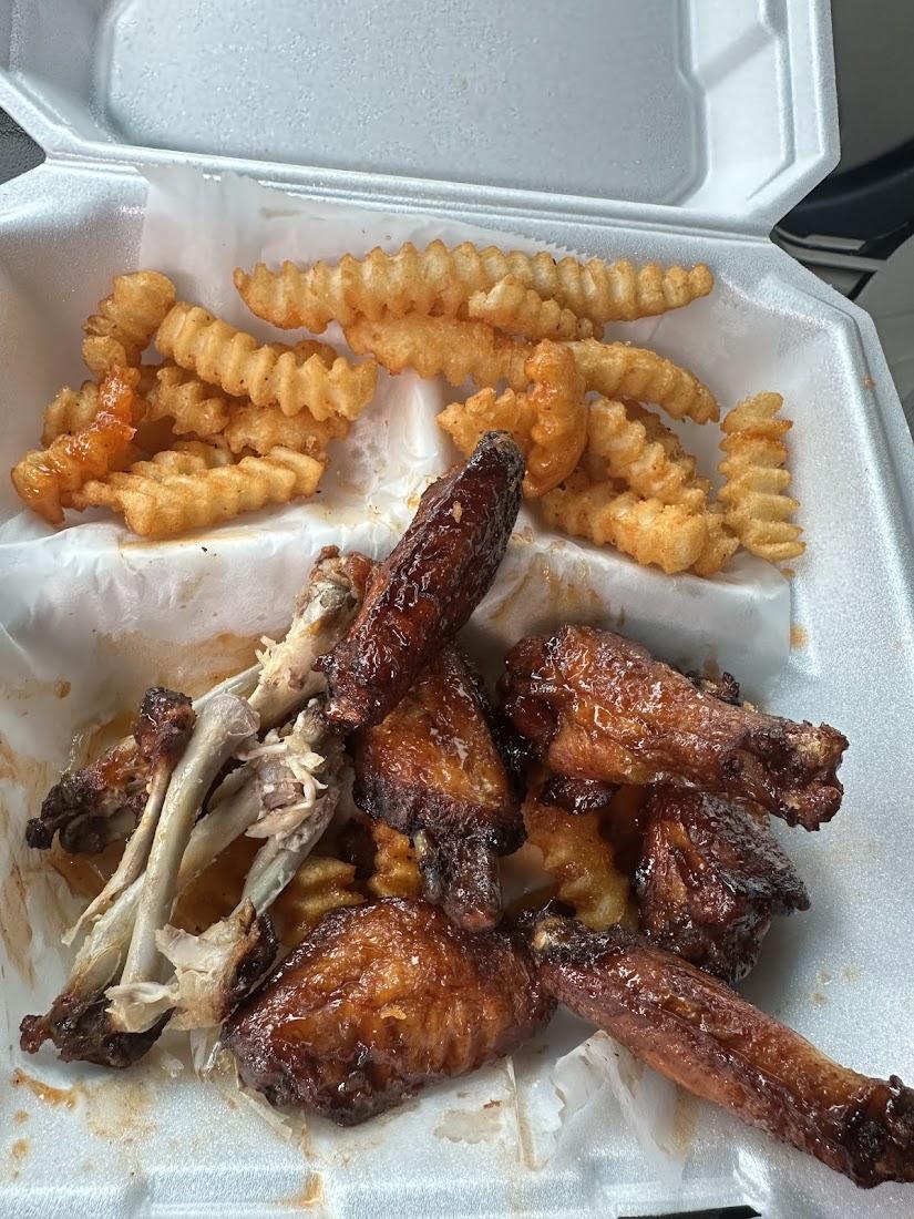 Wild N Out Market & Cafe Gallery Image 5